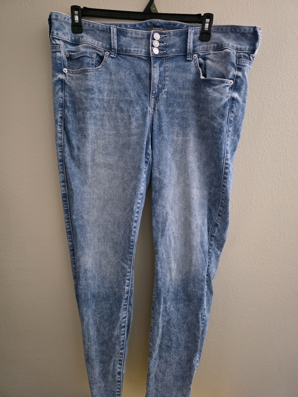 torrid Light Blue Acid Wash High-Rise Skinny Jeans